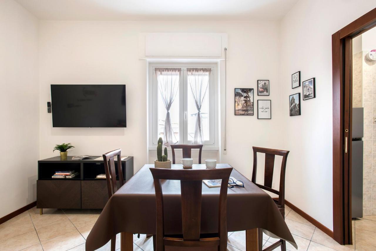 Stylish & Cozy - 5 Star Location- Balcony - City View โรม ภายนอก รูปภาพ