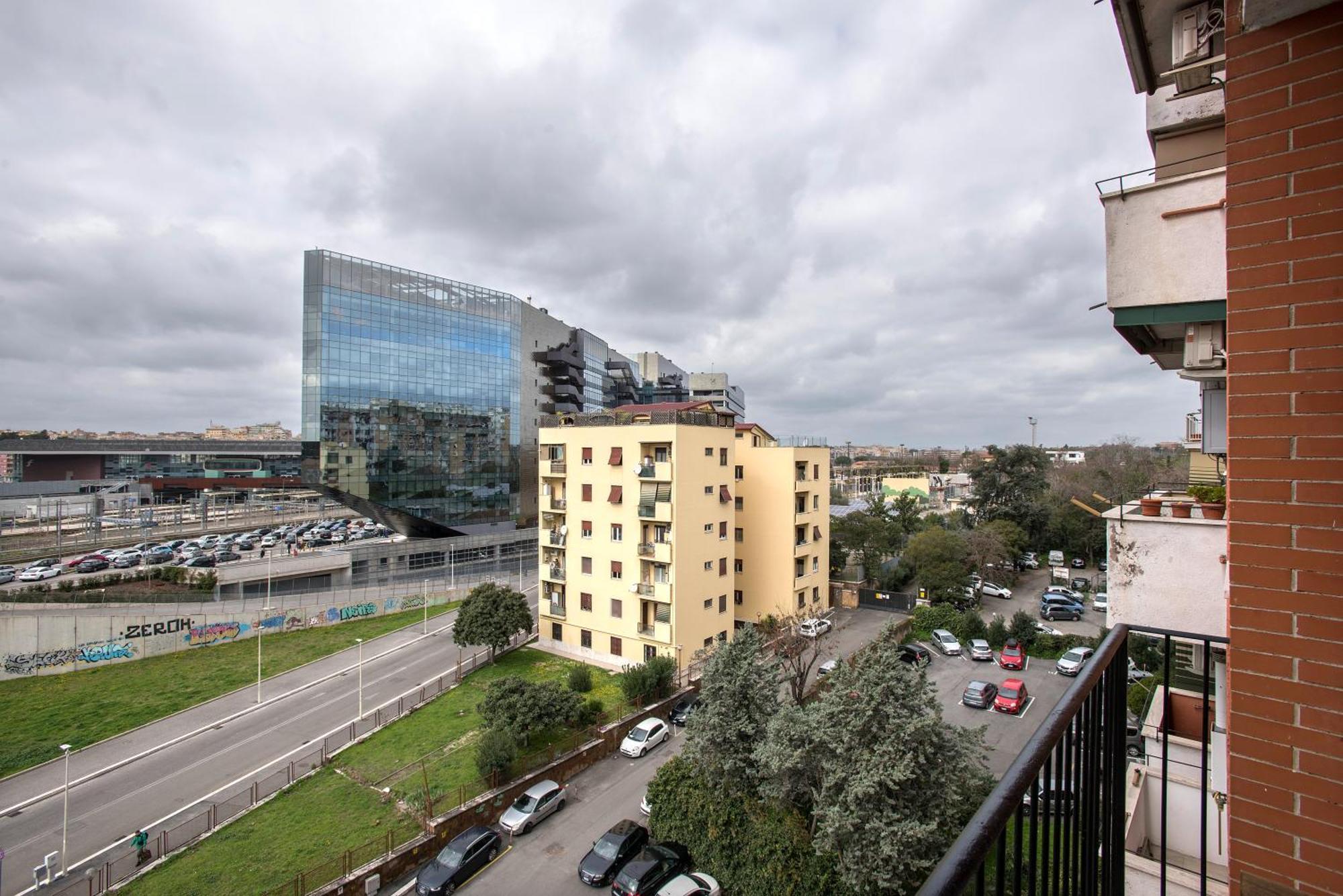 Stylish & Cozy - 5 Star Location- Balcony - City View โรม ภายนอก รูปภาพ